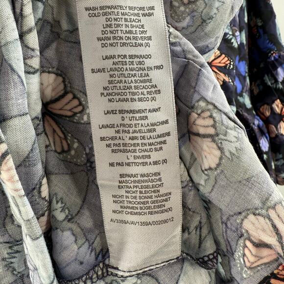 Avenue Tunic Top Womens Size 22/24 Harper V-Neck Butterfly Ruffle Plus Curvy NWT - Picture 13 of 14